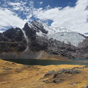 ausangate lake cusco peru